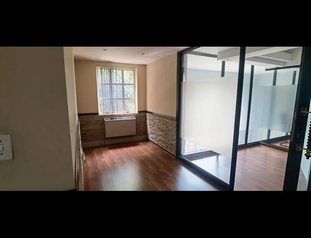 BUSINESS PROPERTY TO RENT IN ERASMUSKLOOF